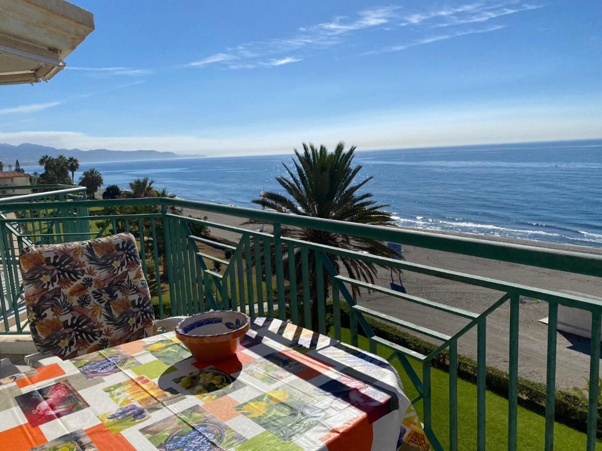 Torrox Costa Beachfront Apartment Exterior photo