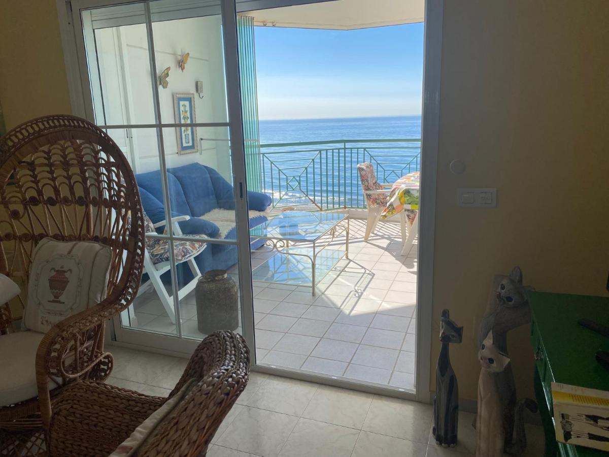 Torrox Costa Beachfront Apartment Exterior photo